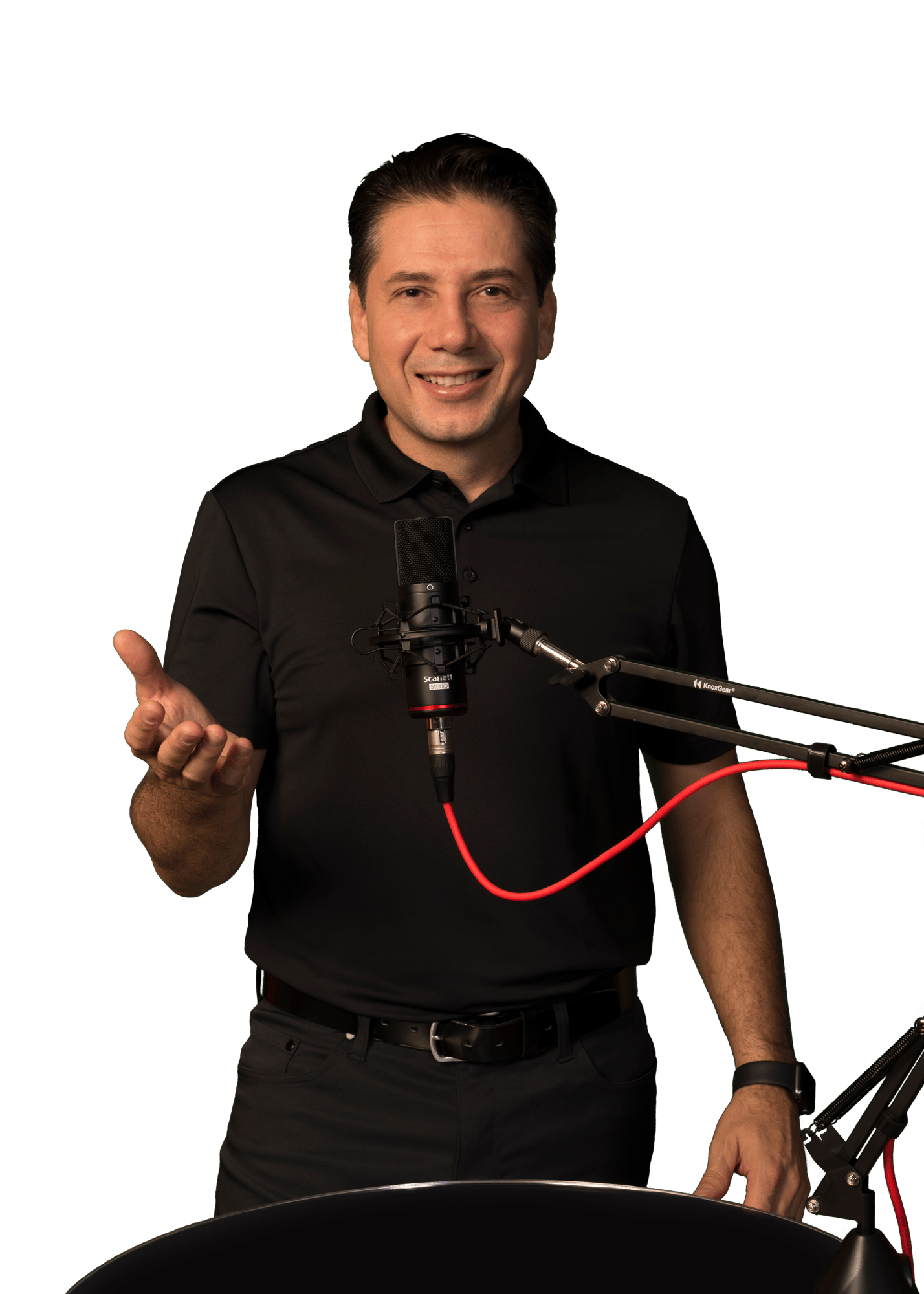Andres Morera presentando